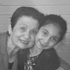 Meet your Posher, Caroline